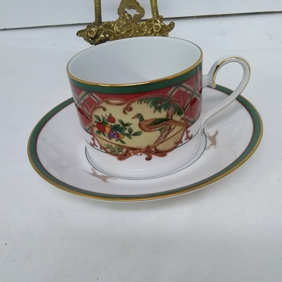 NORITAKE Royal Hunt Cup & Saucer White Rust Green Gold Trimming 3920 Collectible